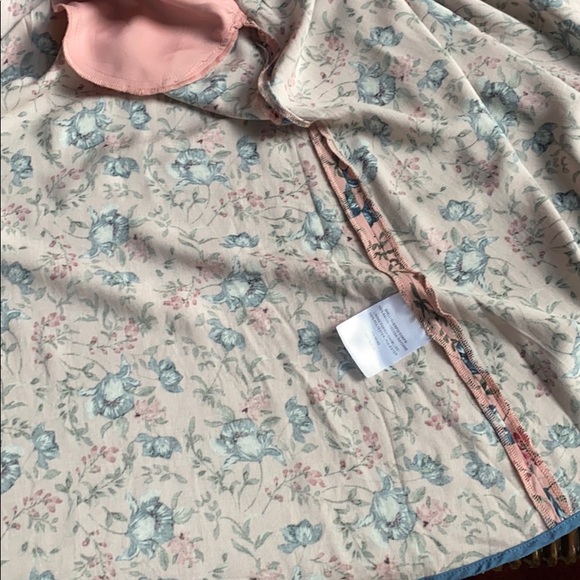 Gal meets Glam Isadora Floral Print wrap Dress. S2 - Picture 14 of 16